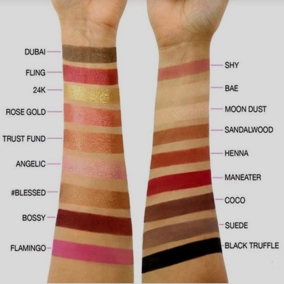 BRAND NEW IN BOX: Huda Beauty Rose Gold Textured Shadows Palette - Picture 3 of 4